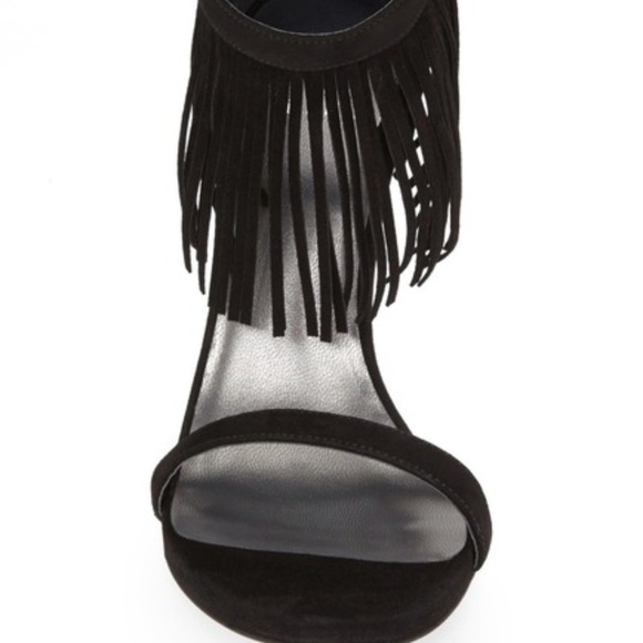 Stuart Weitzman Lovefringe Suede Sandal size 7 - Picture 3 of 4